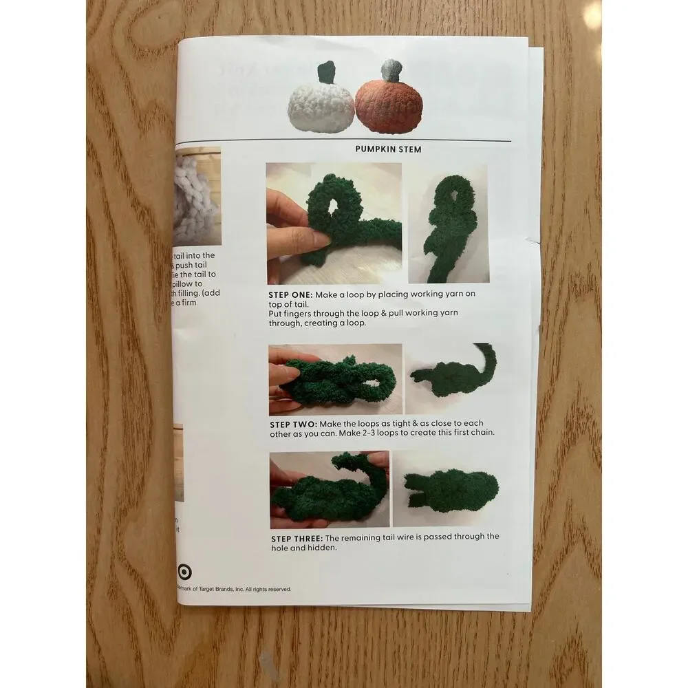 #3 New Mondo Llama Finger Knit Pumpkin Cushions Kit Makes 2 Instructions Include